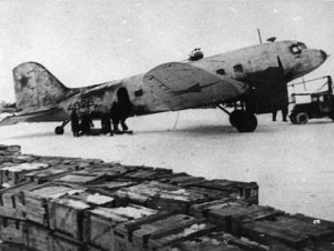 Документальный фильм «Авиарейс длиной в 60 лет» о секретной базе советских летчиков в Италии и судьбе разведчика, смотреть онлайн.